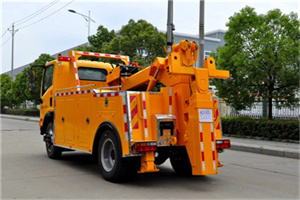 吉水高速路拖车费